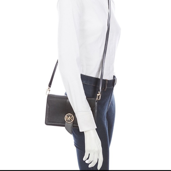 Michael Kors Crossbody - Picture 3 of 9